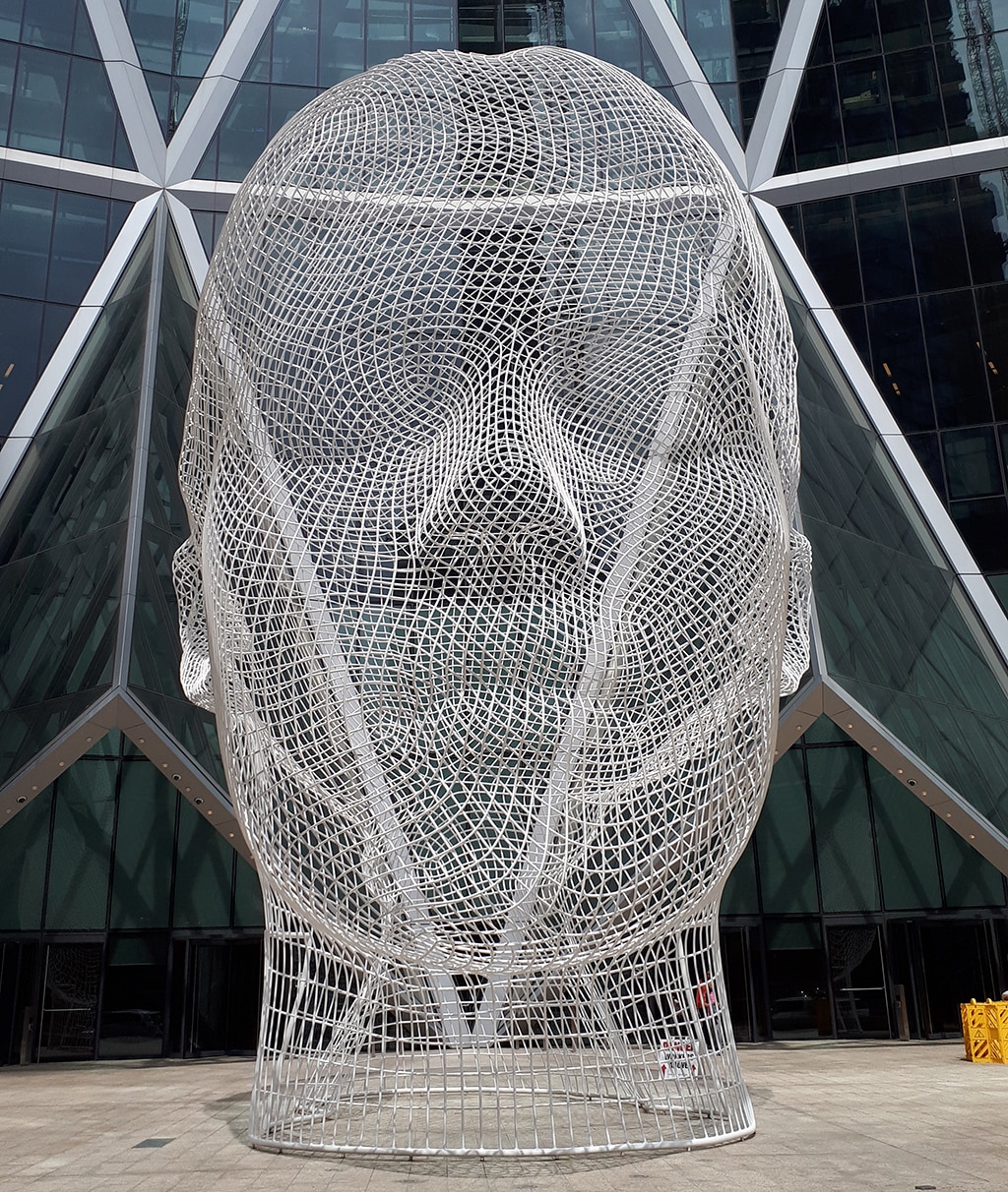 Jaume Plensa Sculpture Close