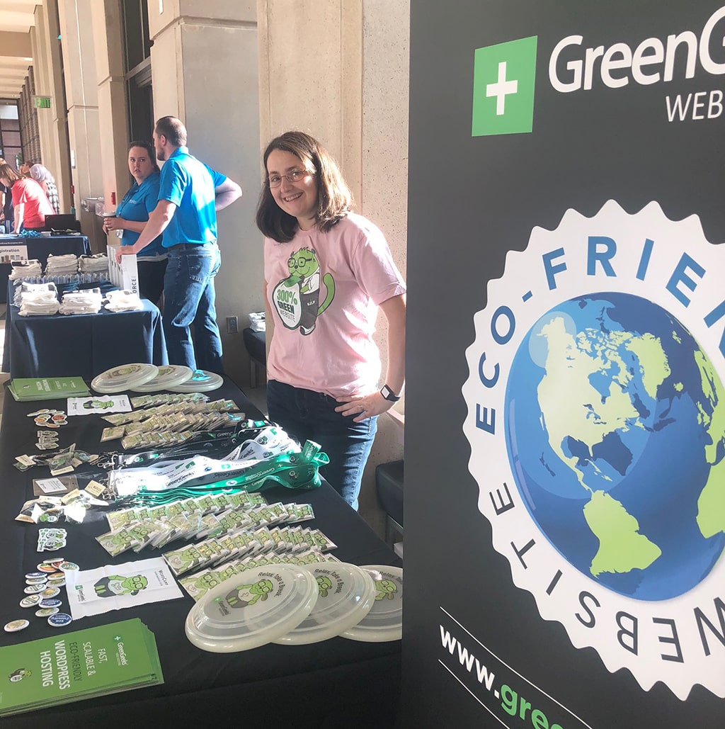 GreenGeeks Booth